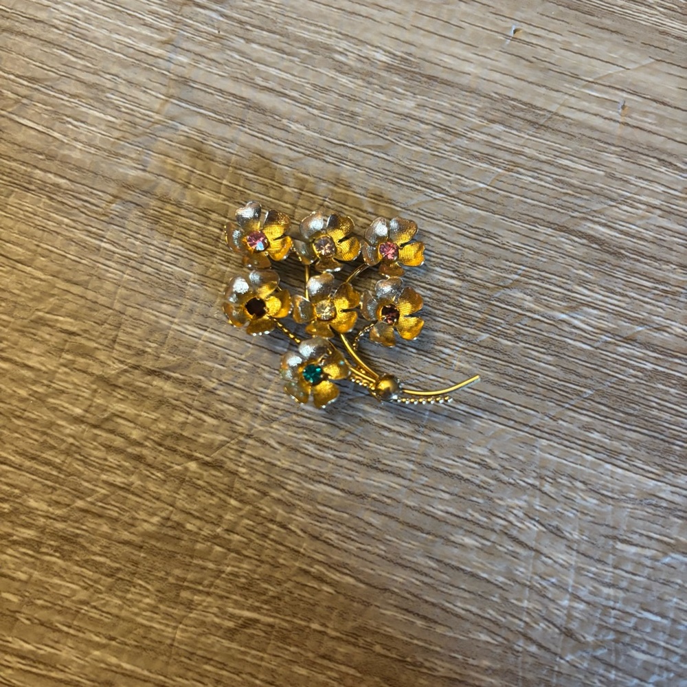 Vintage Catamore 1/20 12K GF Gold Filled Rhinestones Multi Colors Brooch Exc.